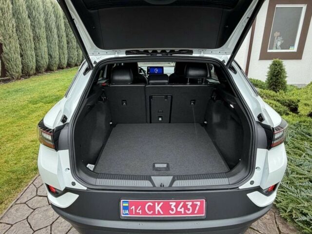 Белый Фольксваген Другая, объемом двигателя 0 л и пробегом 14 тыс. км за 25900 $, фото 7 на Automoto.ua