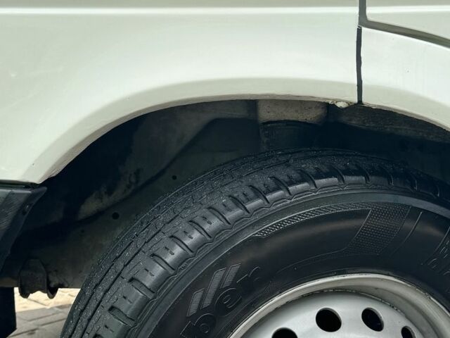 Белый Фольксваген Другая, объемом двигателя 2.5 л и пробегом 421 тыс. км за 13100 $, фото 7 на Automoto.ua