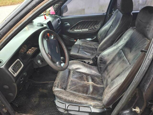 Черный Фольксваген Другая, объемом двигателя 1.6 л и пробегом 180 тыс. км за 1400 $, фото 5 на Automoto.ua