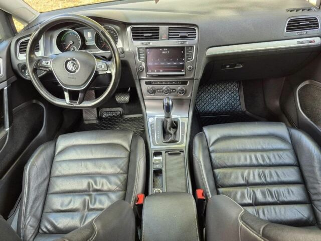 Черный Фольксваген Другая, объемом двигателя 0 л и пробегом 124 тыс. км за 10800 $, фото 3 на Automoto.ua