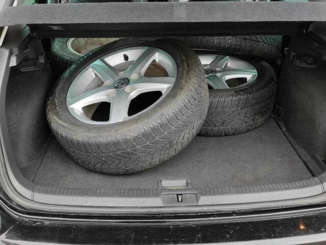 Черный Фольксваген Другая, объемом двигателя 0 л и пробегом 130 тыс. км за 9100 $, фото 12 на Automoto.ua