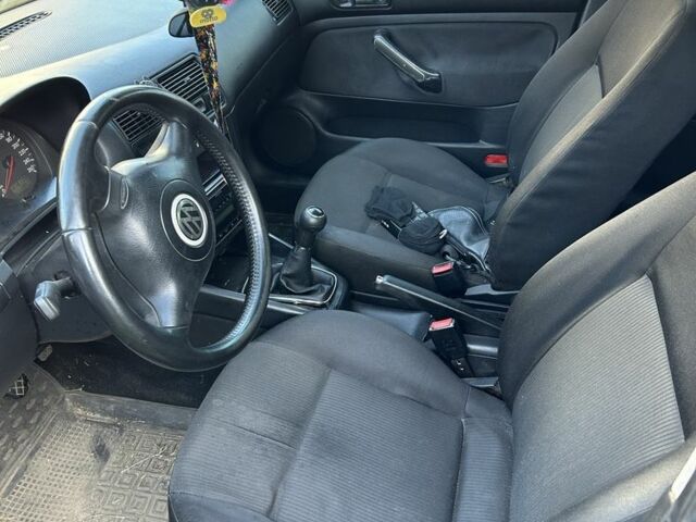 Черный Фольксваген Другая, объемом двигателя 1.6 л и пробегом 250 тыс. км за 3000 $, фото 7 на Automoto.ua