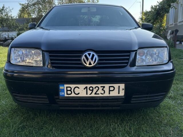 Черный Фольксваген Другая, объемом двигателя 1.6 л и пробегом 250 тыс. км за 3000 $, фото 1 на Automoto.ua