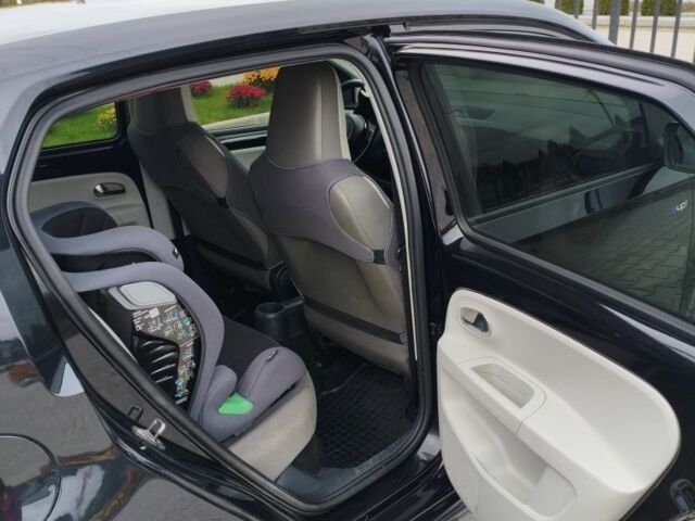 Черный Фольксваген Другая, объемом двигателя 0 л и пробегом 112 тыс. км за 6500 $, фото 5 на Automoto.ua