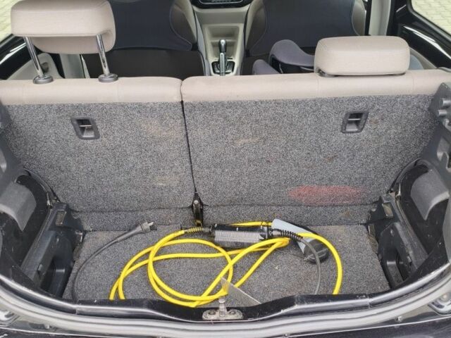 Черный Фольксваген Другая, объемом двигателя 0 л и пробегом 112 тыс. км за 6500 $, фото 11 на Automoto.ua