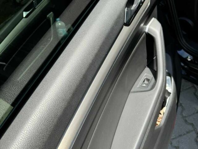 Черный Фольксваген Другая, объемом двигателя 0 л и пробегом 230 тыс. км за 18800 $, фото 9 на Automoto.ua