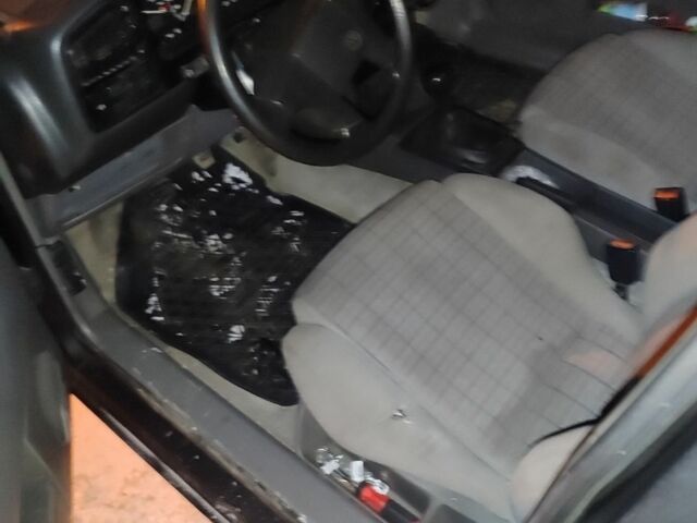 Чорний Фольксваген Інша, об'ємом двигуна 2 л та пробігом 1000 тис. км за 1700 $, фото 4 на Automoto.ua