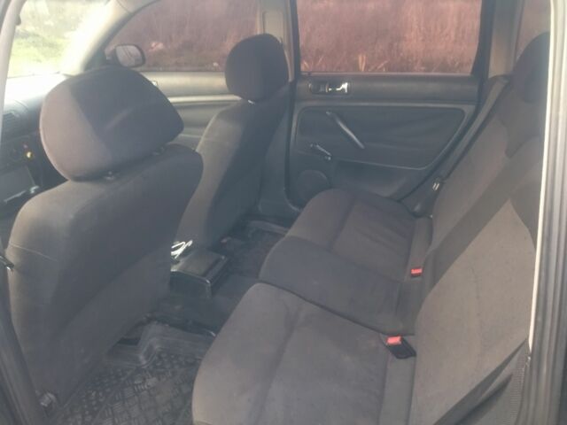 Черный Фольксваген Другая, объемом двигателя 1.9 л и пробегом 340 тыс. км за 3800 $, фото 5 на Automoto.ua