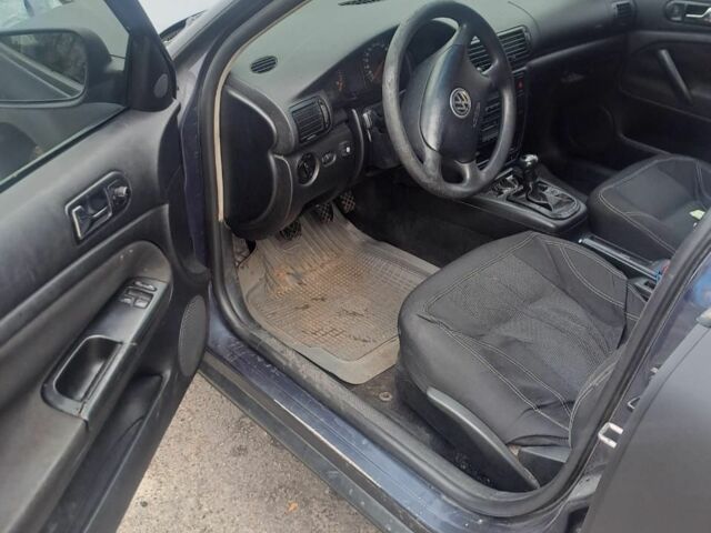 Черный Фольксваген Другая, объемом двигателя 1.8 л и пробегом 200 тыс. км за 1500 $, фото 5 на Automoto.ua