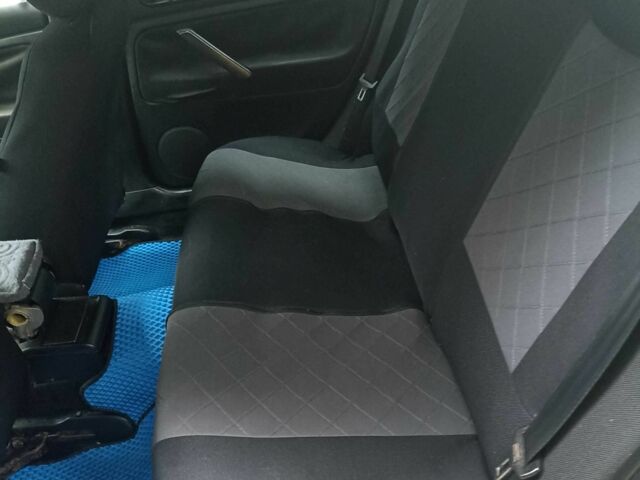 Черный Фольксваген Другая, объемом двигателя 1.9 л и пробегом 354 тыс. км за 2318 $, фото 1 на Automoto.ua