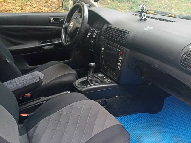 Черный Фольксваген Другая, объемом двигателя 1.9 л и пробегом 354 тыс. км за 2318 $, фото 6 на Automoto.ua