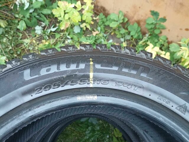 Черный Фольксваген Другая, объемом двигателя 1.9 л и пробегом 354 тыс. км за 2318 $, фото 13 на Automoto.ua