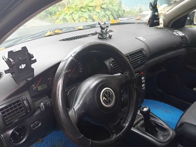 Черный Фольксваген Другая, объемом двигателя 1.9 л и пробегом 354 тыс. км за 2318 $, фото 2 на Automoto.ua