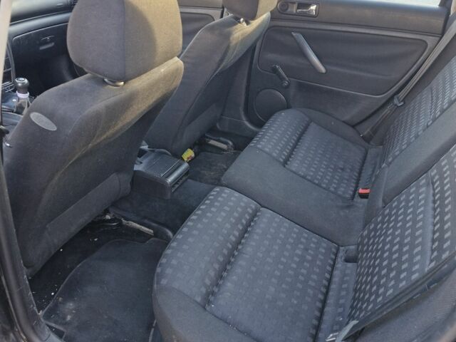 Черный Фольксваген Другая, объемом двигателя 1.9 л и пробегом 412 тыс. км за 1850 $, фото 7 на Automoto.ua