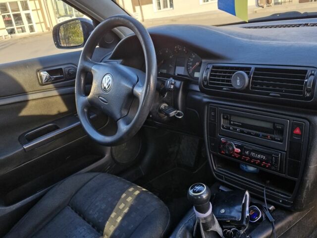 Черный Фольксваген Другая, объемом двигателя 1.9 л и пробегом 412 тыс. км за 1850 $, фото 6 на Automoto.ua
