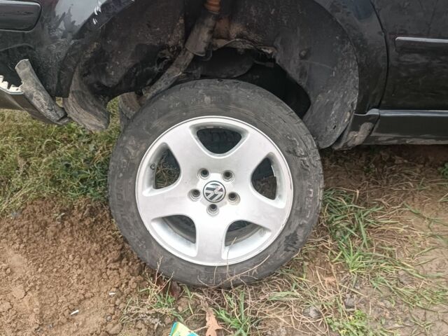 Черный Фольксваген Другая, объемом двигателя 2 л и пробегом 180 тыс. км за 1100 $, фото 6 на Automoto.ua