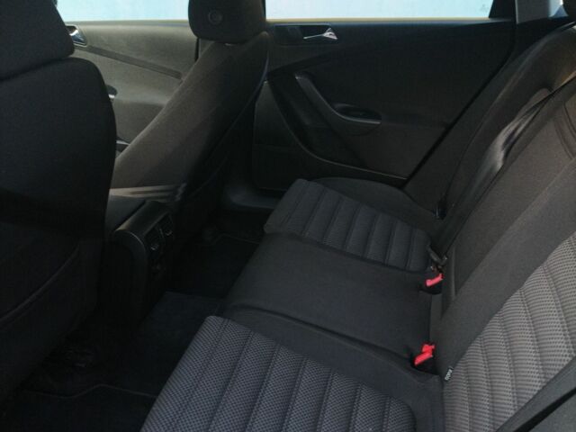 Чорний Фольксваген Інша, об'ємом двигуна 1.6 л та пробігом 227 тис. км за 6100 $, фото 4 на Automoto.ua