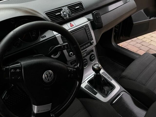 Черный Фольксваген Другая, объемом двигателя 2 л и пробегом 350 тыс. км за 3094 $, фото 6 на Automoto.ua