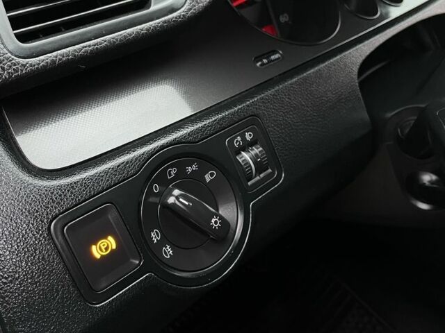 Черный Фольксваген Другая, объемом двигателя 2 л и пробегом 350 тыс. км за 3094 $, фото 11 на Automoto.ua