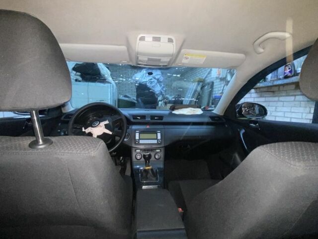 Черный Фольксваген Другая, объемом двигателя 2 л и пробегом 283 тыс. км за 3500 $, фото 3 на Automoto.ua