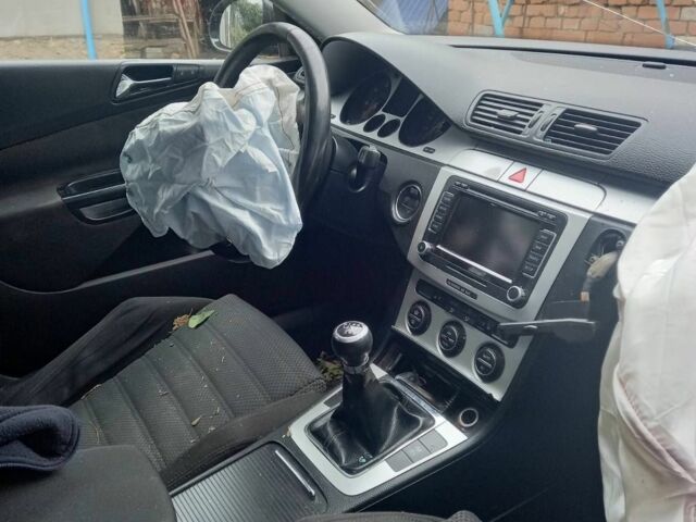 Черный Фольксваген Другая, объемом двигателя 0 л и пробегом 300 тыс. км за 2800 $, фото 1 на Automoto.ua