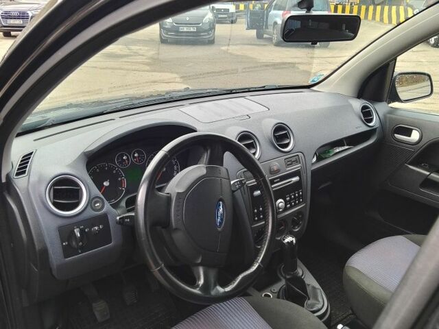 Черный Фольксваген Другая, объемом двигателя 0 л и пробегом 777 тыс. км за 4599 $, фото 8 на Automoto.ua