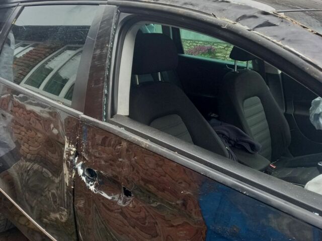 Черный Фольксваген Другая, объемом двигателя 0 л и пробегом 300 тыс. км за 2800 $, фото 3 на Automoto.ua