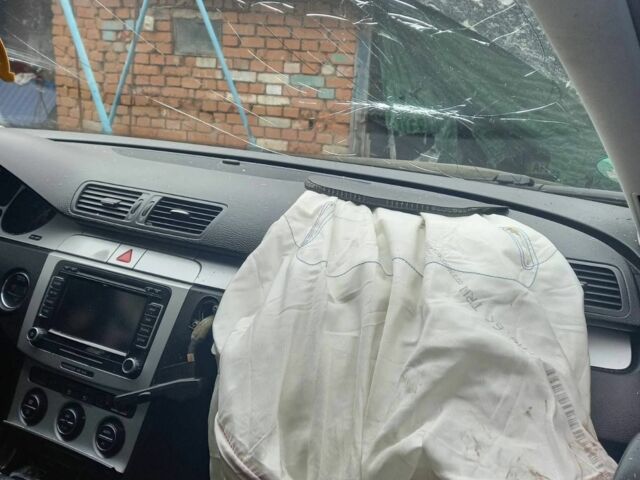 Черный Фольксваген Другая, объемом двигателя 0 л и пробегом 300 тыс. км за 2800 $, фото 2 на Automoto.ua