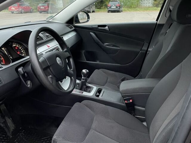 Черный Фольксваген Другая, объемом двигателя 1.4 л и пробегом 257 тыс. км за 4999 $, фото 5 на Automoto.ua