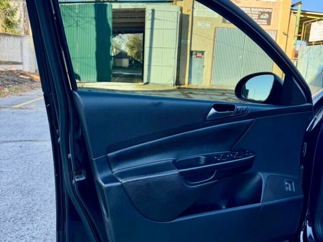 Чорний Фольксваген Інша, об'ємом двигуна 1.6 л та пробігом 207 тис. км за 6500 $, фото 4 на Automoto.ua