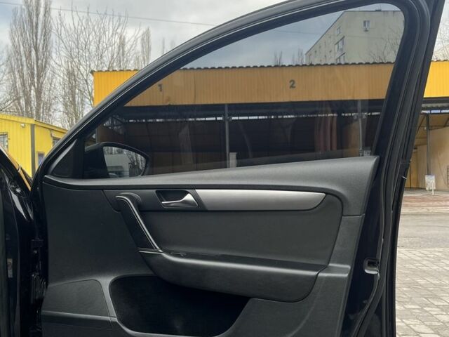 Черный Фольксваген Другая, объемом двигателя 2 л и пробегом 264 тыс. км за 9000 $, фото 11 на Automoto.ua