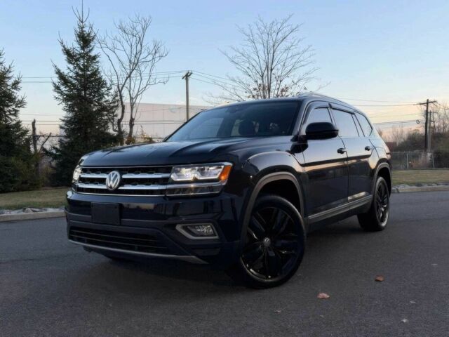 Черный Фольксваген Другая, объемом двигателя 3.6 л и пробегом 37 тыс. км за 19000 $, фото 1 на Automoto.ua