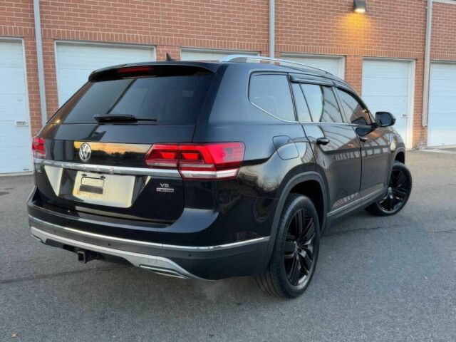 Черный Фольксваген Другая, объемом двигателя 3.6 л и пробегом 37 тыс. км за 19000 $, фото 5 на Automoto.ua