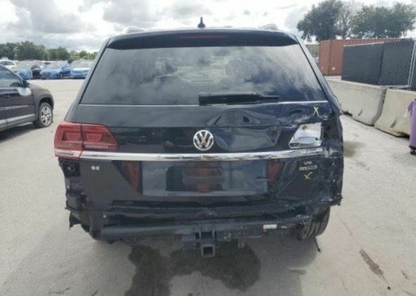 Чорний Фольксваген Інша, об'ємом двигуна 3.6 л та пробігом 150 тис. км за 17600 $, фото 3 на Automoto.ua