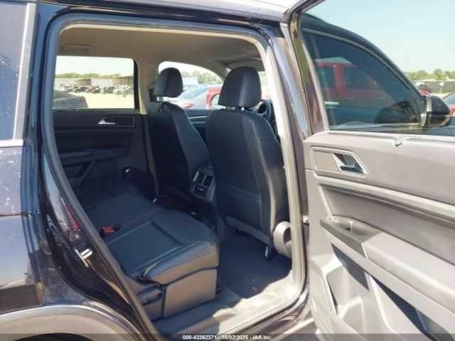 Черный Фольксваген Другая, объемом двигателя 0 л и пробегом 90 тыс. км за 3500 $, фото 7 на Automoto.ua