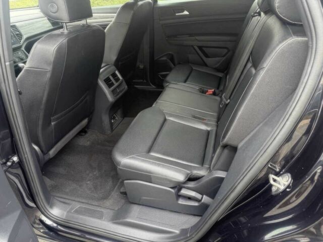 Чорний Фольксваген Інша, об'ємом двигуна 3.6 л та пробігом 42 тис. км за 16000 $, фото 10 на Automoto.ua