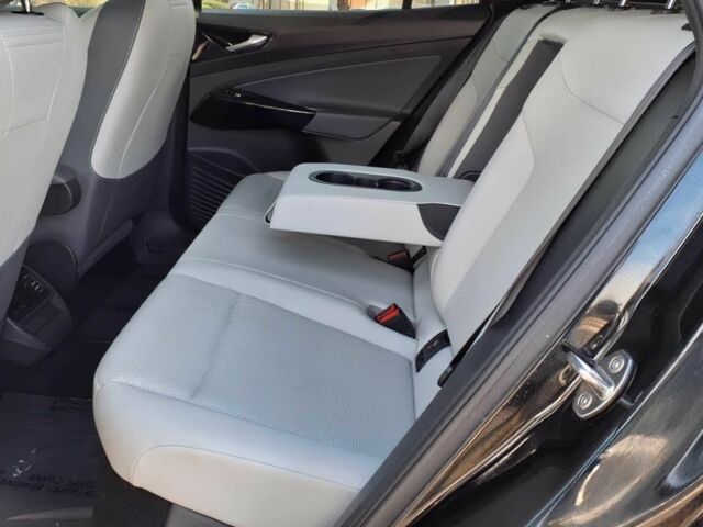 Черный Фольксваген Другая, объемом двигателя 0 л и пробегом 27 тыс. км за 11700 $, фото 13 на Automoto.ua