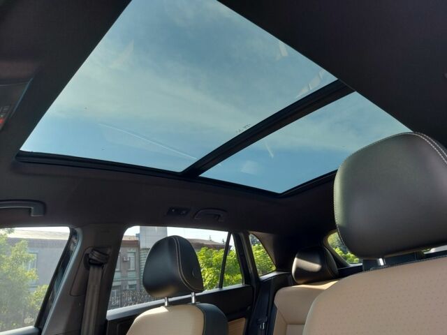 Черный Фольксваген Другая, объемом двигателя 3.6 л и пробегом 105 тыс. км за 26700 $, фото 16 на Automoto.ua