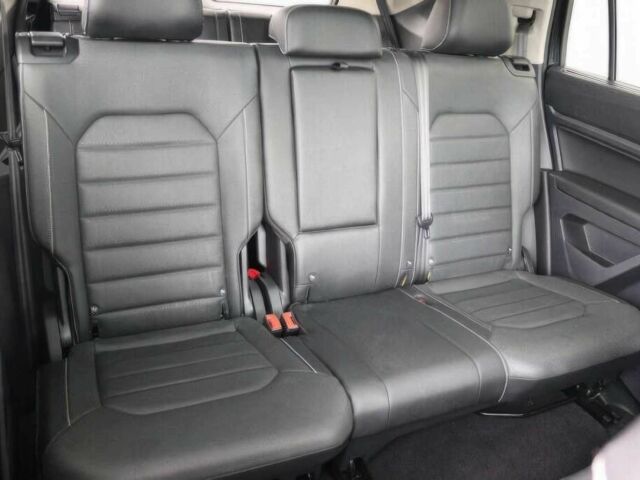 Чорний Фольксваген Інша, об'ємом двигуна 3.6 л та пробігом 29 тис. км за 13700 $, фото 7 на Automoto.ua