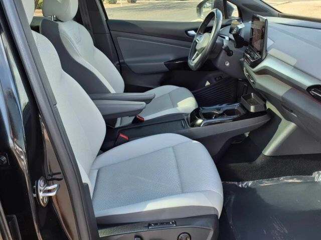 Черный Фольксваген Другая, объемом двигателя 0 л и пробегом 27 тыс. км за 11700 $, фото 8 на Automoto.ua