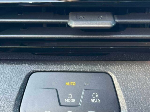 Черный Фольксваген Другая, объемом двигателя 0 л и пробегом 76 тыс. км за 16200 $, фото 10 на Automoto.ua