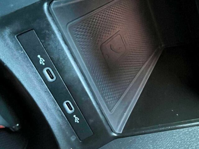 Черный Фольксваген Другая, объемом двигателя 0 л и пробегом 76 тыс. км за 16200 $, фото 9 на Automoto.ua