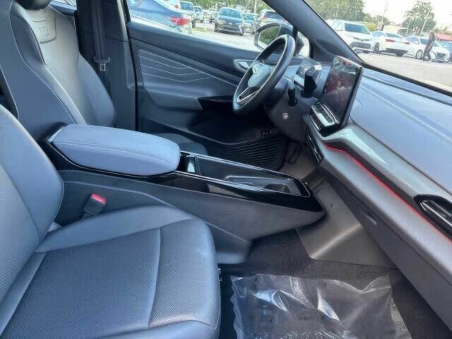 Черный Фольксваген Другая, объемом двигателя 0 л и пробегом 24 тыс. км за 21000 $, фото 6 на Automoto.ua