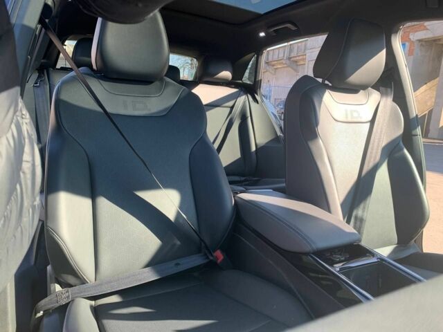 Черный Фольксваген Другая, объемом двигателя 0 л и пробегом 33 тыс. км за 27000 $, фото 3 на Automoto.ua