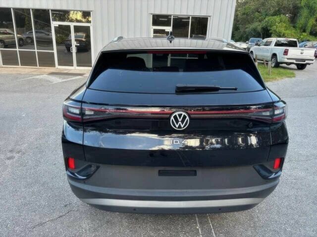 Черный Фольксваген Другая, объемом двигателя 0 л и пробегом 24 тыс. км за 21000 $, фото 3 на Automoto.ua