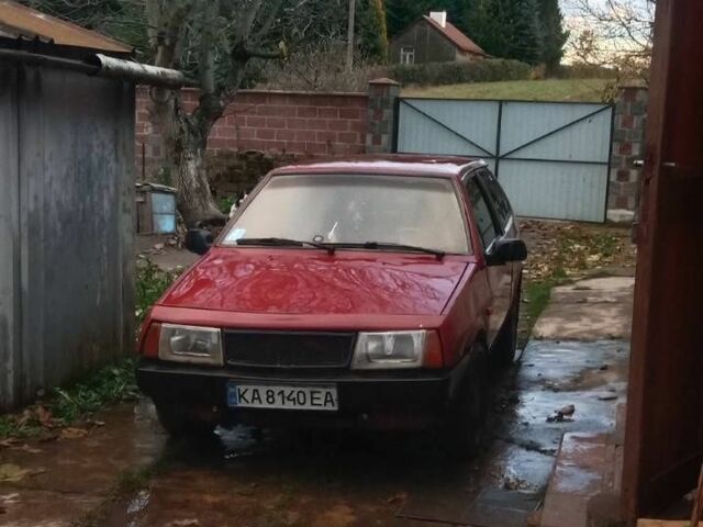 Красный Фольксваген Другая, объемом двигателя 1.3 л и пробегом 180 тыс. км за 700 $, фото 4 на Automoto.ua