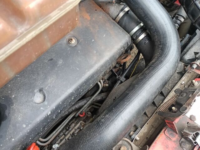 Красный Фольксваген Другая, объемом двигателя 2.8 л и пробегом 350 тыс. км за 4000 $, фото 14 на Automoto.ua