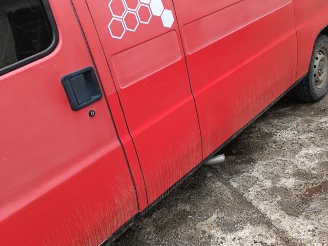 Красный Фольксваген Другая, объемом двигателя 2.8 л и пробегом 350 тыс. км за 4000 $, фото 3 на Automoto.ua