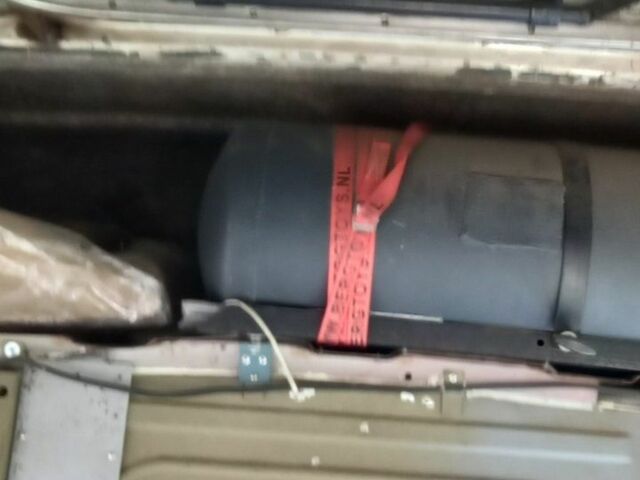 Красный Фольксваген Другая, объемом двигателя 0 л и пробегом 500 тыс. км за 2028 $, фото 7 на Automoto.ua