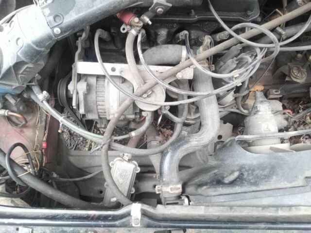 Червоний Фольксваген Інша, об'ємом двигуна 1.6 л та пробігом 320 тис. км за 1064 $, фото 1 на Automoto.ua